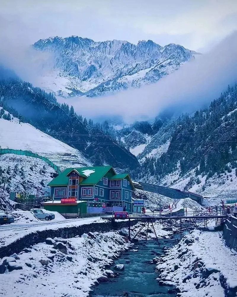 Kashmir Winter Tour Package 6 Days/5 Nights